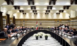Lebanon races the time in the south, financial and reformist