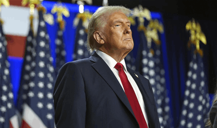 Mobile muscles and the purity of the red sword .. A picture of Trump raises controversy
