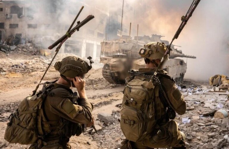 وتستعد إسرائيل لاحتمال التصعيد