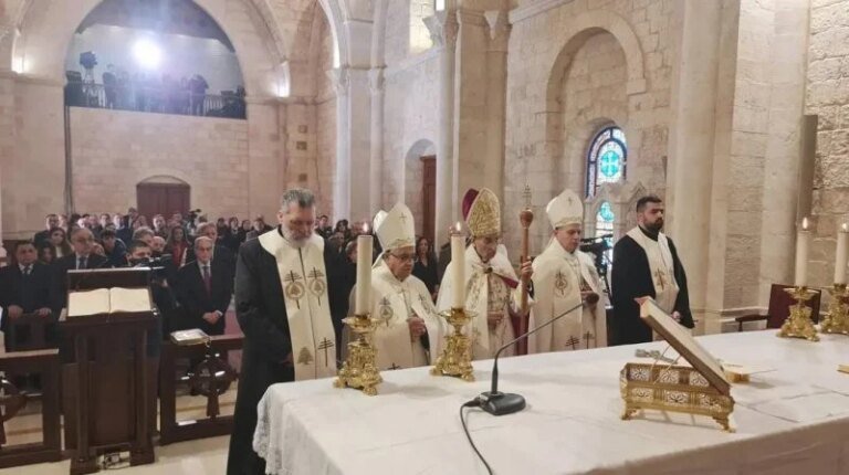 ويدعو إلى اتخاذ إجراءات فورية بعد التدهور في طرابلس ويحذر من عواقب وخيمة