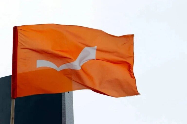 والتيار يدعم عون والجيش ويؤكد التنسيق مع بري لتهدئة الأوضاع