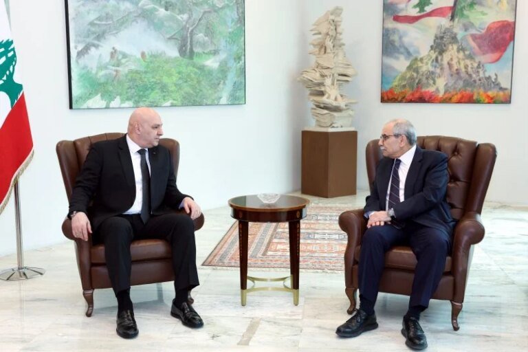 بعبدا في دائرة الضوء مع تسارع الأحداث… سلام يغادر المشهد بهدوء