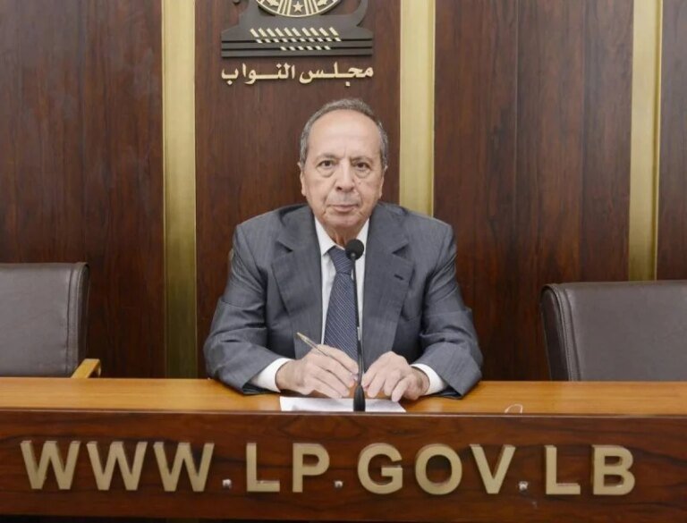 السيد ينتقد بشدة قرار “نزع السلاح”: “لا أظن أن أحداً يجهل” خطورة الأمر