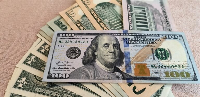 فرص ذهبية لشركات النفط والأسلحة