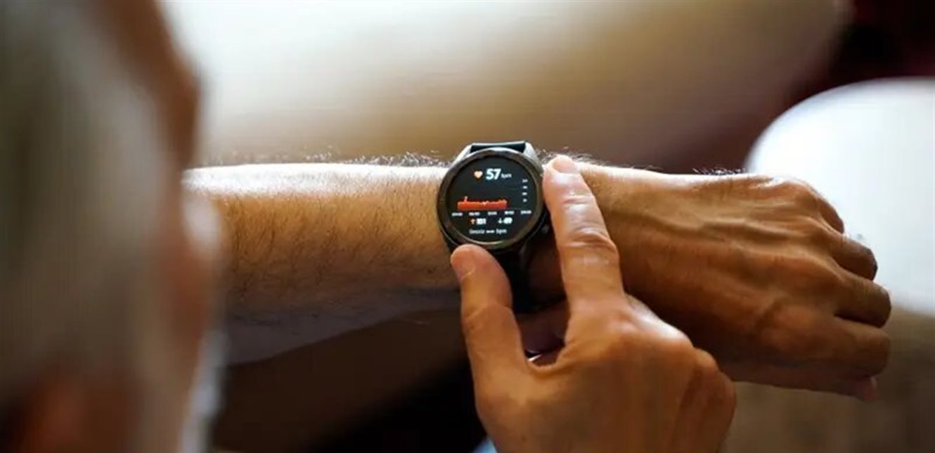 العربية:</strong> لا ترمها! 5 طرق مبتكرة لإعادة إحياء ساعتك القديمة</p>