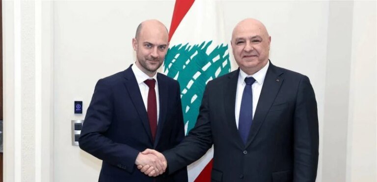 مبادرات “عكس اتجاه النار” ووقف إطلاق النار: مجرد “وهم”؟