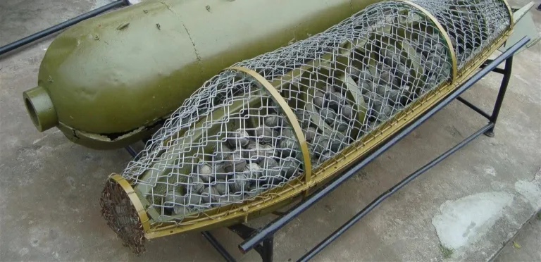 ما هي القذائف العنقودية؟ تقرير شامل يجيب عن تساؤلاتكم