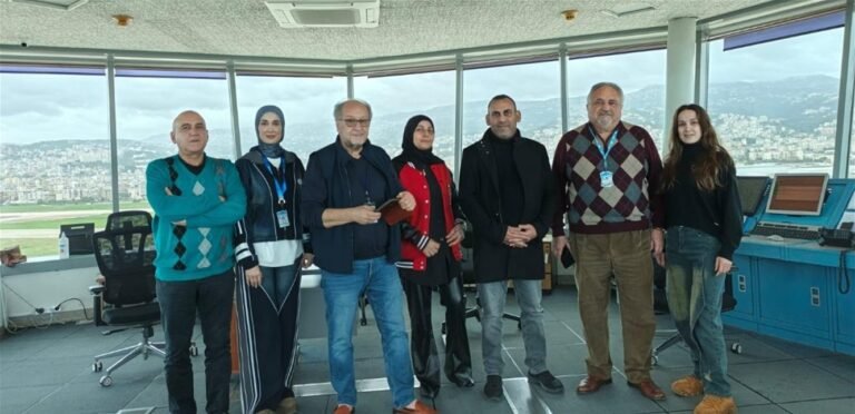 عزيز وحيدر جالا يتفقدان سير العمل في المطار