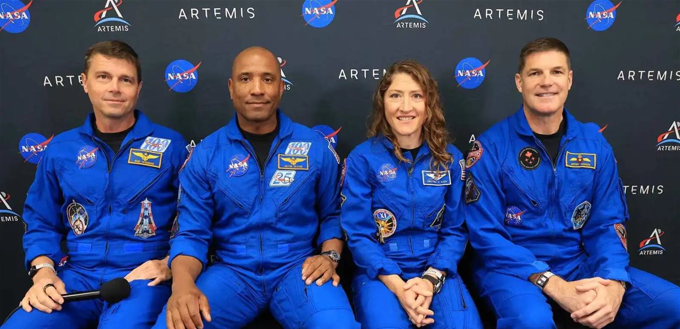 "أرتميس 2": خطوة نحو إعادة البشر إلى سطح القمر