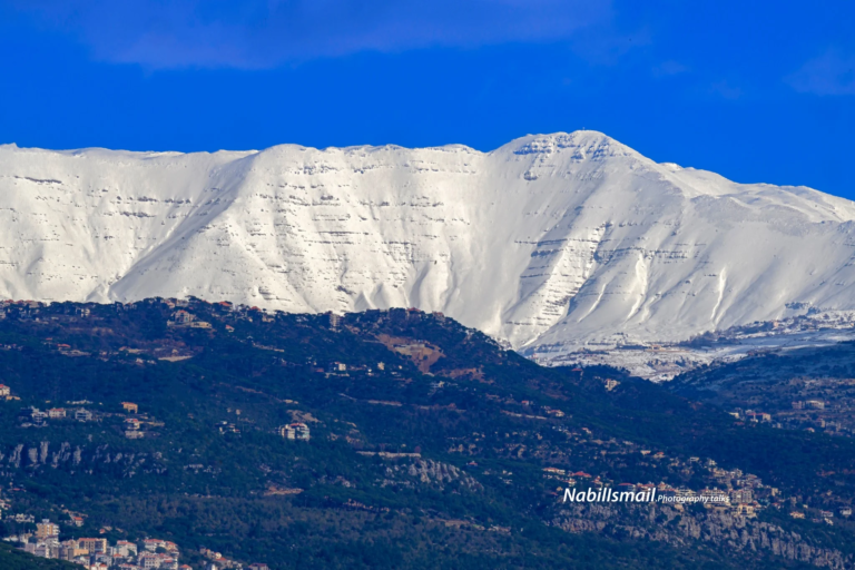 حالة “نادرة” تضرب لبنان… أمطار غزيرة وثلوج على علو منخفض