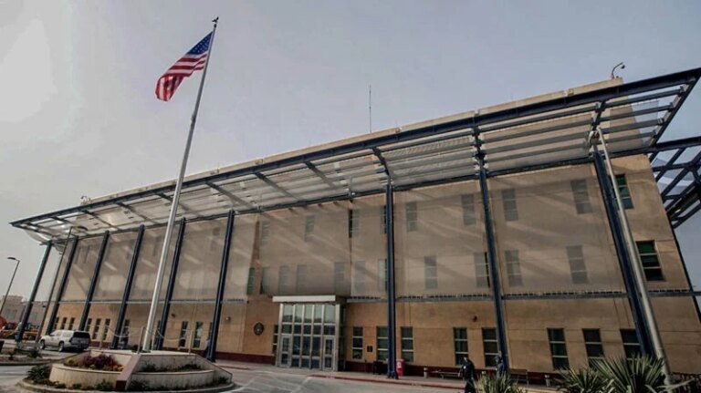 السفارة الأمريكية في العراق تحذر من خطر الاختطاف واستهداف المنشآت