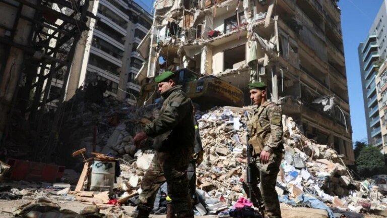 تحليل إسرائيلي: عقبات تواجه مفاوضات لبنان و”بري” يقود الوساطة