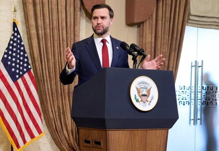 واشنطن تسعى لحل: “فانس” يستأنف محادثاته مع إيران