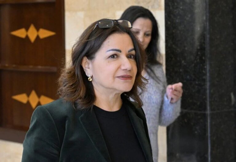 النزوح يلقي بظلاله على التعليم.. السيد: 1.1 مليون نازح يزيدون من حدة الأزمة