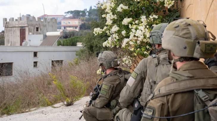 إسرائيل تهدد بتصعيد عملياتها بعد اختراق "الدفاع الأمامي"