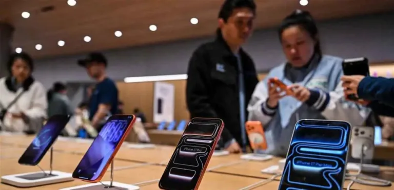 تحديث macOS 26.4: تحسينات للبطارية وسفاري وإضافات للرموز التعبيرية