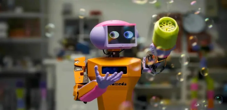 طفرة نوعية في التكنولوجيا: تطوير روبوت حديث لخدمة كبار السن