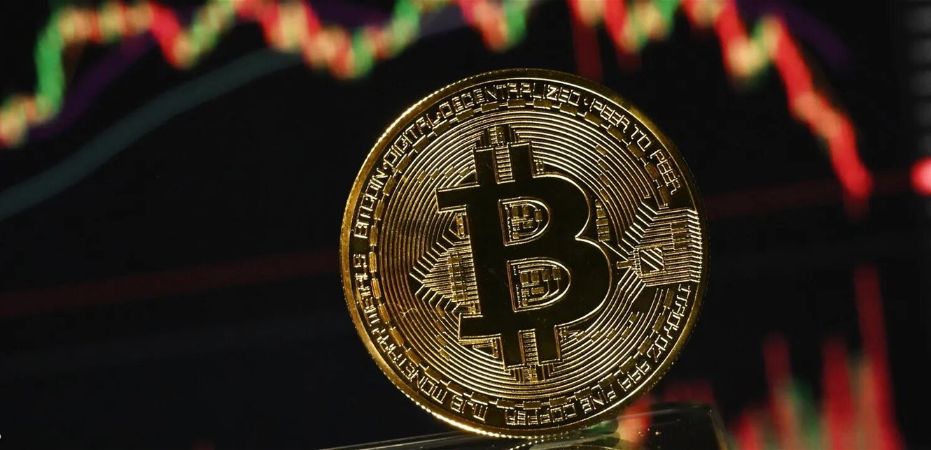 تراجع البتكوين يتسبب بخسائر فادحة لـ"ستراتيجي إنك"