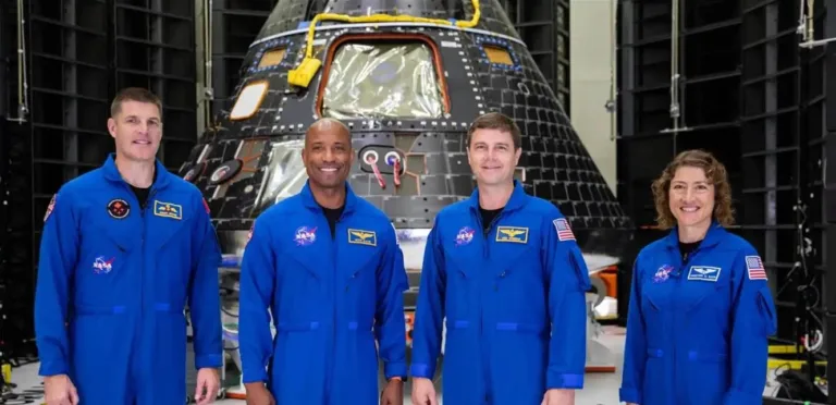 ماذا سيتناول طاقم “أرتميس 2” من وجبات خلال رحلتهم الفضائية؟