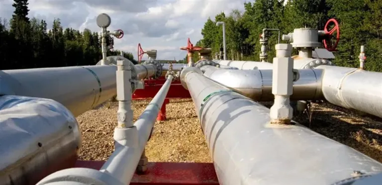 تعطّل إمدادات النفط جراء استهداف مرافق الطاقة في السعودية