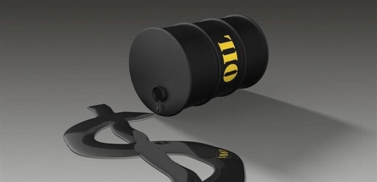 تراجع حاد للنفط يتجاوز 10% عقب إعلان: “فتح مضيق هرمز”