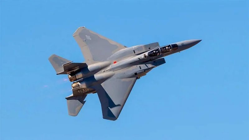 واشنطن في حيرة: هل كانت رسالة "راديو" فخاً إيرانياً أثناء عملية إنقاذ طيار F-15؟