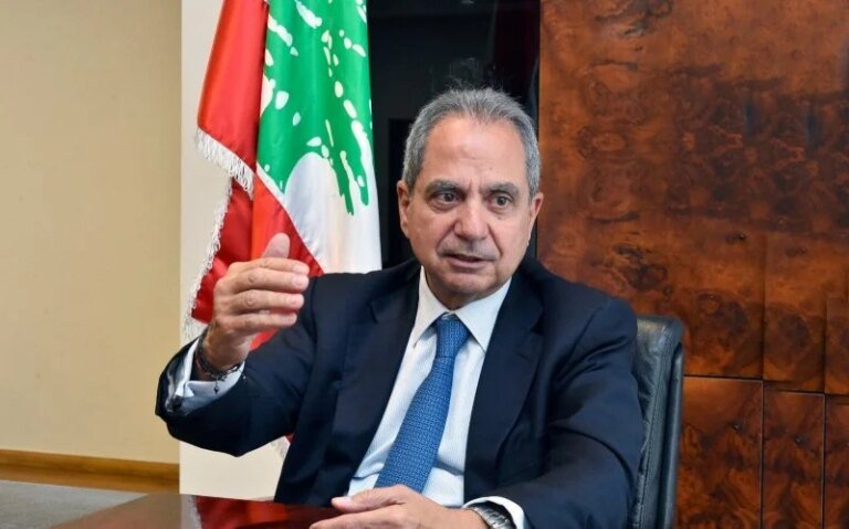 فضيحة تهز وزارة الطاقة: القضاء يفتح تحقيقاً مع خليل خوري ويسجل أول قضية تبديد أموال في فترة جو صدي