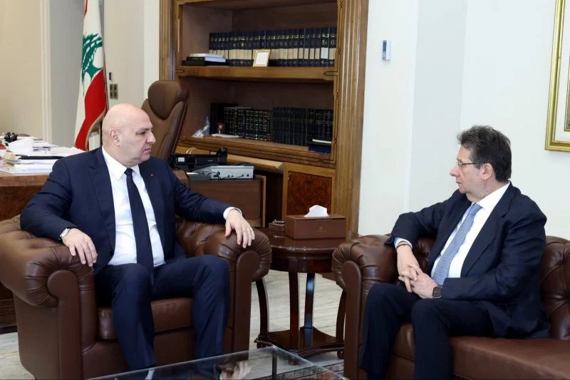 كنعان من بعبدا: "حماية لبنان أولاً" هي معيار السلم والحرب