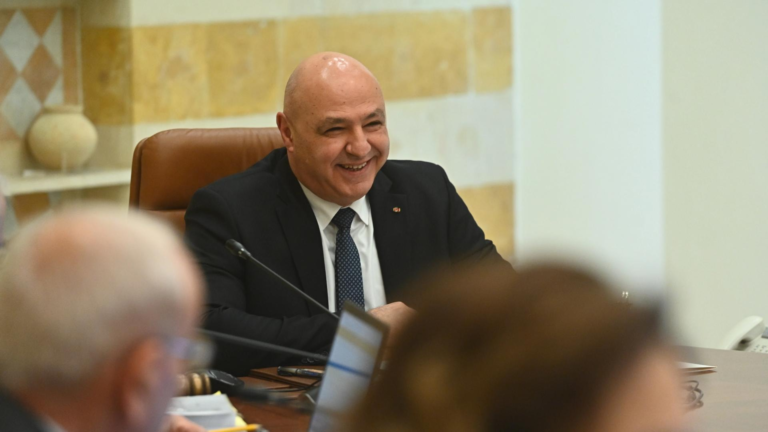 بعبدا تظفر بالهدنة وتُعبّد طريق السلام