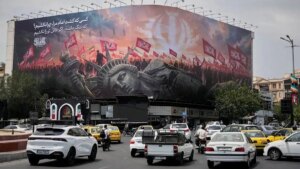 ترامب يراهن على إفلاس إيران… “الغضب الاقتصادي” يعود إلى الواجهة