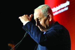 بعد التصعيد في الجنوب… نتنياهو يتهم حزب الله باستخدام “الدروع البشرية”