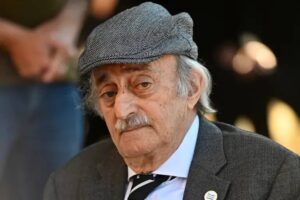 لماذا يقبل جنبلاط اليوم بما رفضه في 17 أيار 83؟