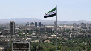 من الغارات إلى التفاوض… إسرائيل تغيّر مسارها مع سوريا