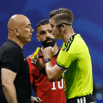 “فيفا” يبدأ التحقيق في أحداث المباراة المونديالية بين مصر والأرجنتين.. هل يواجه منتخب الفراعنة عقوبات؟