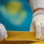 الذهب يتخطى 4600 دولار للأوقية بدعم من تراجع الدولار