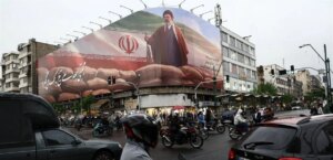 بابٌ للتفاوض وقبضةٌ للدفاع… إيران ترسم معادلتها