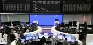 وسط تقييم لمحادثات إيران وعمان وبيانات أميركية.. استقرار أسهم أوروبا