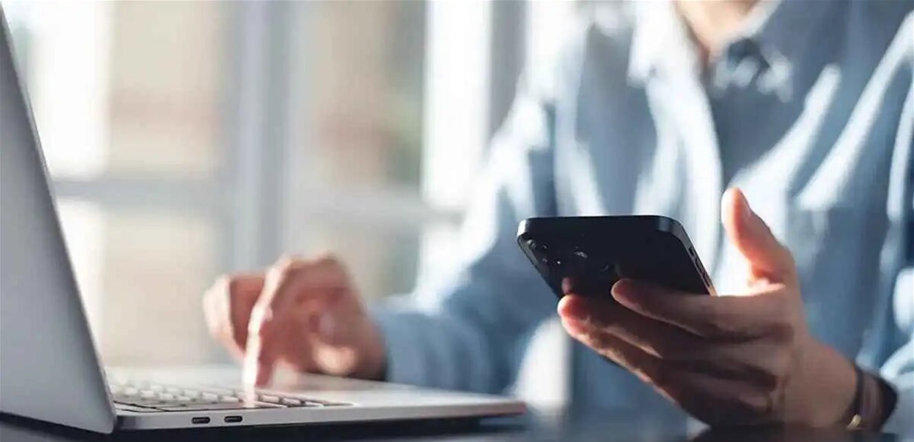 4 طرق لتحويل هاتف أندرويد إلى لابتوب