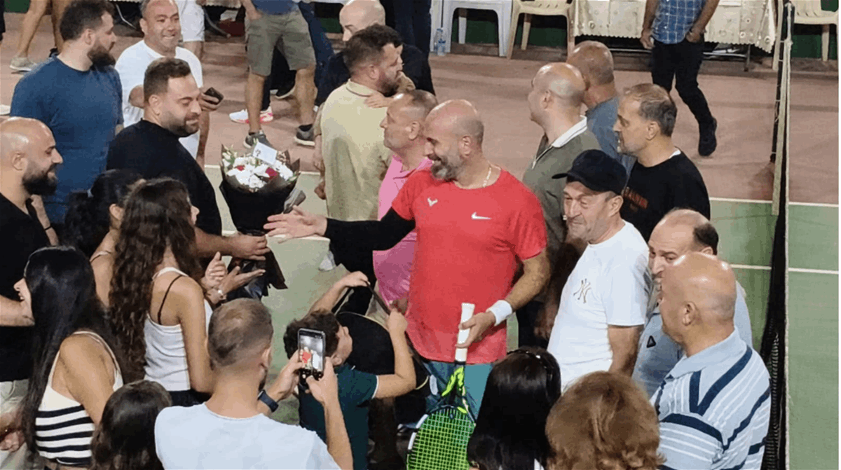 من قطر إلى لبنان.. رواد عجيب يكشف قصة التنس اللبناني المنسي