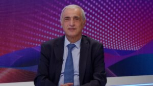 تطمينات إيرانية وصلت لـ بري.. قاسم هاشم يكشف كواليس العلاقة بين الثنائي ويتحدث عن مخطط إسرائيلي خبيث!