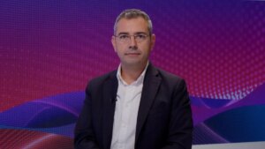 وزير الخارجية غبي ونواف سلام سقط من عيني… وديع عقل يكشف المستور عن فضائح العفو العام ووزارة الطاقة!