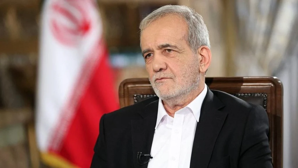 الرئيس الإيراني في اعتراف نادر: نواجه صعوبات متفاقمة!